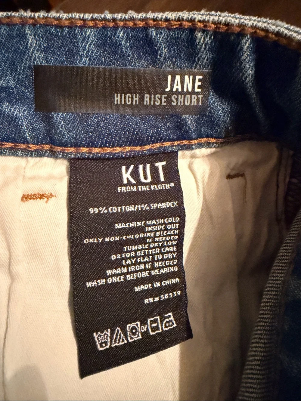 Kut From The Cloth High Rise Jane Short Size 6 - Picture 5 of 5